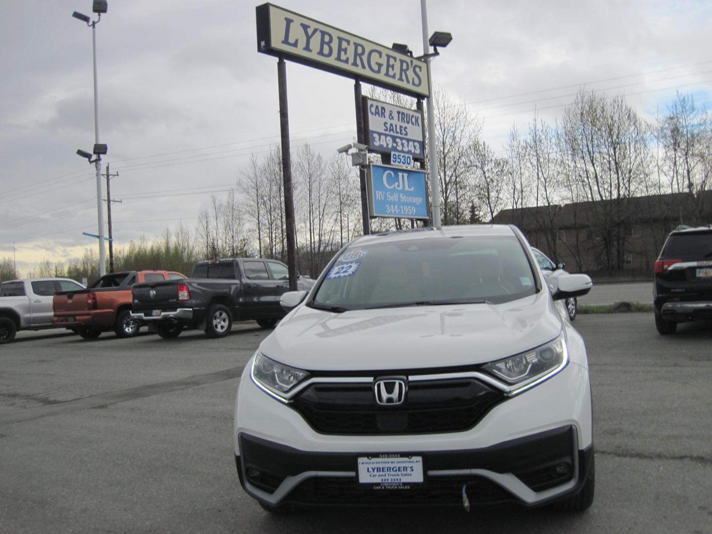 2022 white /Tan Honda CR-V EX-L AWD (2HKRW2H8XNH) , automatic transmission, located at 9530 Old Seward Highway, Anchorage, AK, 99515, (907) 349-3343, 61.134140, -149.865570 - Photo#1